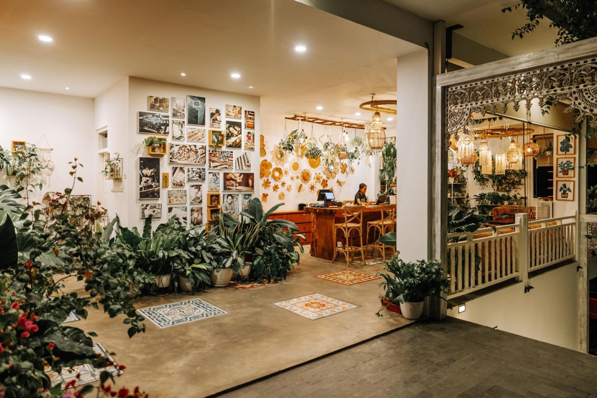 Mambo Hill Resort Toyapakeh Zewnętrze zdjęcie